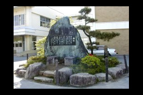 ���β���