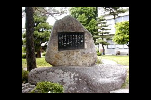 ���β���