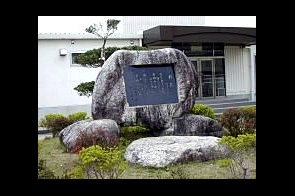 ���β���