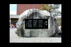 ���β���