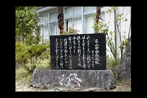 ���β���